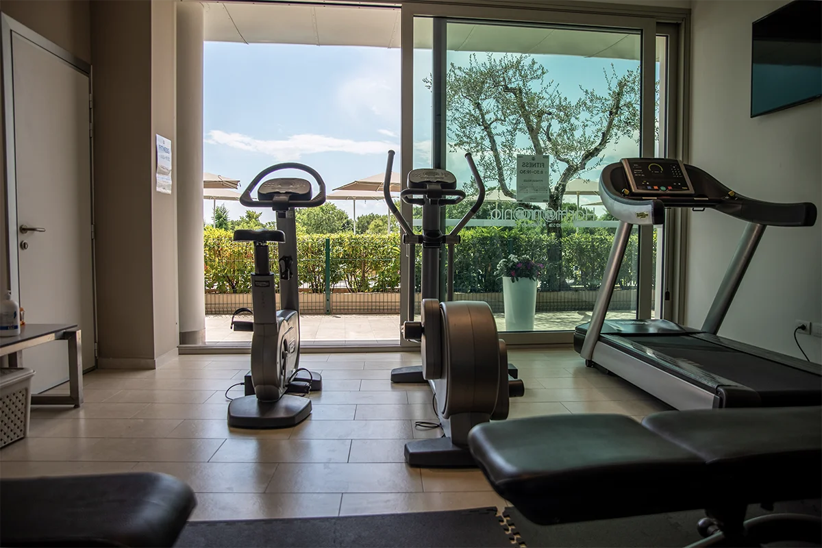 palestra con attrezzi campeggio lago di garda