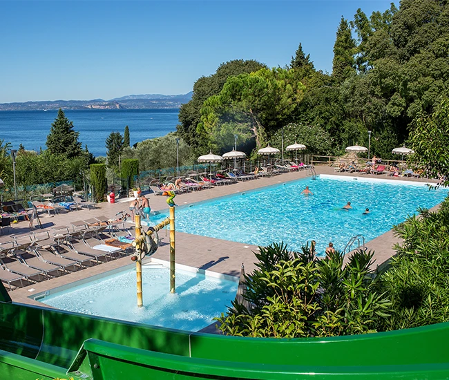 Piscina al Camping La Rocca